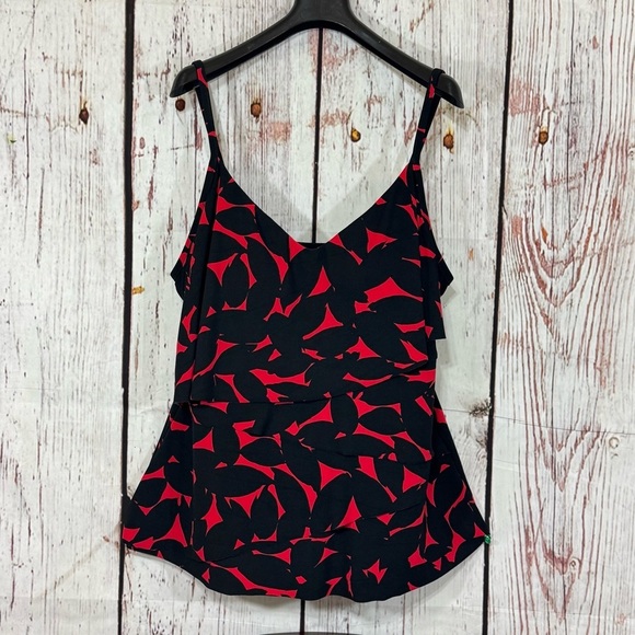 MAGIC SUIT tiered Black and Red Patterned Women's swimsuit Top in size 16 EUC - Picture 3 of 13